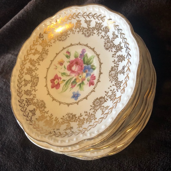 Set of nine 22K Stetson gold lined plates six inch - Picture 3 of 8